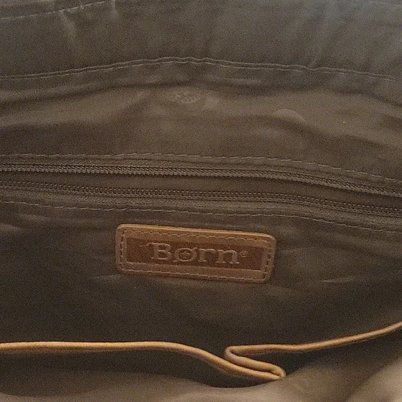 All leather BORN  shoulder bag - Picture 3 of 6